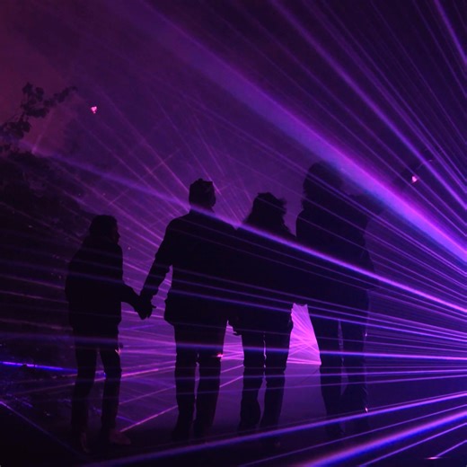 Halloween at Blenheim Palace is back and it's more spooktacular than ever! 🎃 🕷️ Venture through a new illuminated Halloween trail, where towering skeletons loom, glowing eyes watch from the shadows, and ghostly lights flicker through the darkness. 👻 Sign up now for pre-sale access before tickets run out! | RG Live