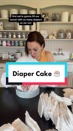 I have gotten a ton of requests for a diaper cake- so here you guys go 👶🏻 Thank you for making my brain think in this direction🧚‍♀️#diapercake #babygifts #babyshowergift #youaskedforit #craftersgonnacraft