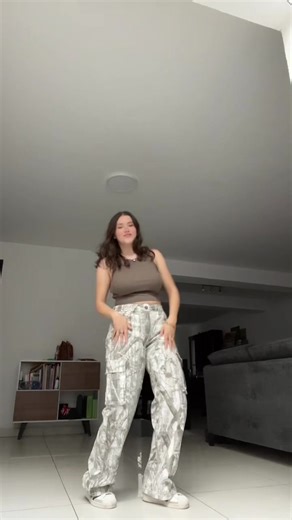 Dance Moves to Get Cracking in the Club