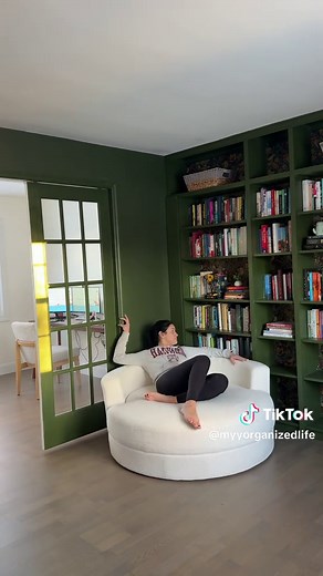 Cozy Library Chair Inspiration for Your Home