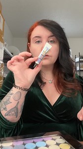 Do a super simple Christmas Eve look with me green is Lacewing and red js Unseen | HoloGrave Cosmetics