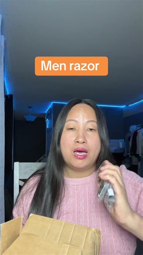 Classic men’s razor.