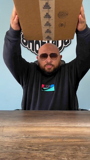 Can Shoelada clean Reebok’s? #shoelada #chulada #shoedoc #shoecleaner #150bucks #reebokshoes | Theshowlorios