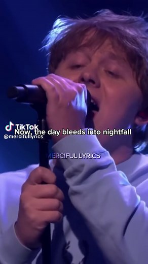 Lewis Capaldi - Someone You Loved Lyrics Video