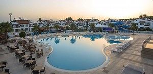 Do you fancy a brand new halal-friendly resort for the next summer holiday? 🌴🌊☀ Try Ak Palace Belek: http://bit.ly/Ak-Palace | HalalBooking
