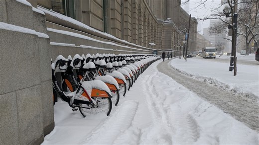 Snowstorm hammers Ontario, parts of Quebec
