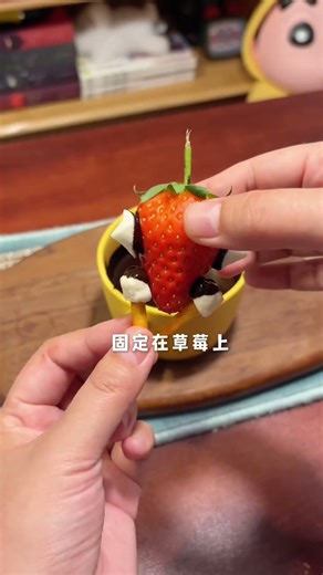 DIY Personal Chocolate Fondue Bento & Cute Roast Chicken Strawberry 🍫🍓