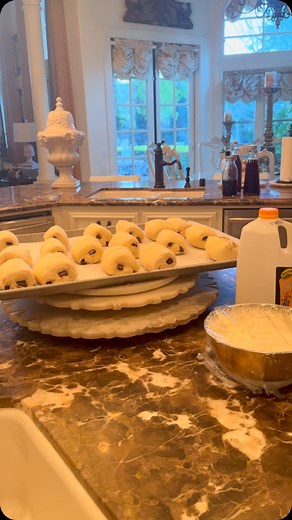 Today is the day for our Blooming Market Barn Sale! Lots of yummy goodies, French hot chocolate, French baguettes, croissants, cake and cookies. Fresh lemons for sale farm fresh eggs, fresh squeezed orange juice and lemonade, cinnamon rolls and coffees. Doors open at 9:00AM!! | French Farm