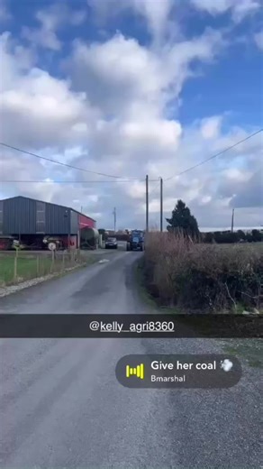 #KELLYAGRI🌾 #Justdoingsuperstuff🤙@shane Kelly plant&hire @Cian @Conor_Kelly13 @Bobby Maher @Hugoconroy🚜