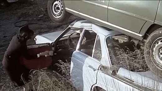 Bella valiente y buena (1976) Edwige Fenech)
