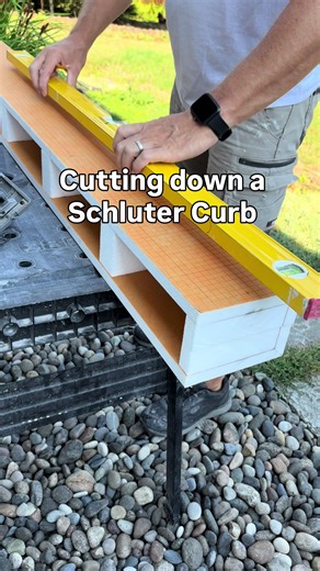 Chopping this Schluter curb down to height with Makita circ saw and making it level and pitch with my @STABILA spirit level #brandambassador #tools #howto #tutorial #asmr