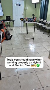 Tools you should have when working on Hybrid Electric Cars 😱😬✅ | Hybrid Solution Diagnostics