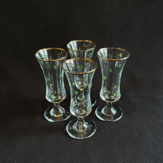 Vintage Shamrock Cordial Glasses, Clover Stemmed Liqueur Set of 4, Gold Rim Irish Barware, Petite St Patrick’s Drink Glasses - Etsy