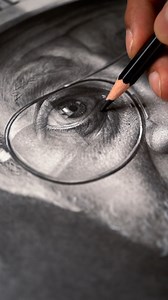 The eyes are the window to the soul and a super important part of any hyperrealistic illustration. Using our Pitt Graphite Matt, Danny Vera (@soydanny.arte) shares some tips on how to make your eyes POP! Stay tuned for part 3 #FaberCastell #PittGraphiteMatt #PencilDrawing | Faber-Castell | Facebook