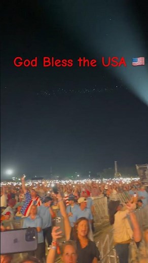 Huge crowd rock the country God Bless the USA #rockthecountry #kidrock #louisiana #america