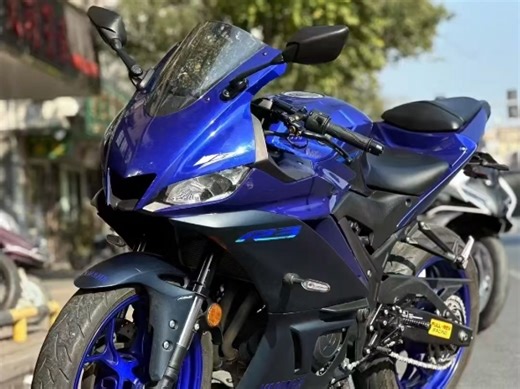 24年雅马哈r3 一手户 加装Mototorn的省力离合和升高脚踏 分离手把 后减震 短尾