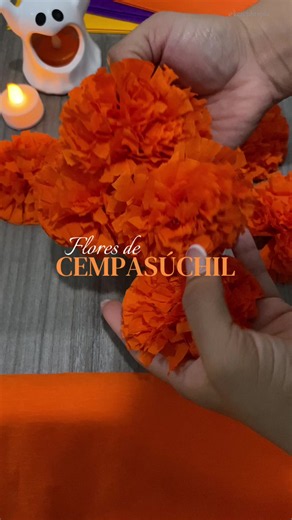 Flores de cempasúchil. 🕯️🧡 #flordecempasuchil #diademuertos #DIY #manualidades #facil