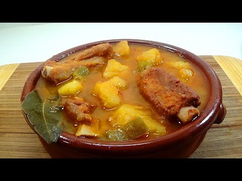 PATATAS CON COSTILLAS. COCINA TRADICIONAL ESPAÑOLA.