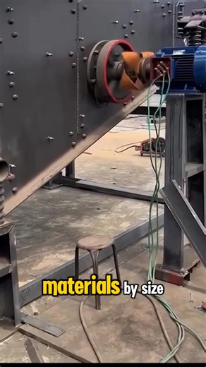 1.3K views | A Vibrating Screen Machine Is Perfectly Sorts Materials By Size! #machine #sorting | Ciano Enelyn | Facebook