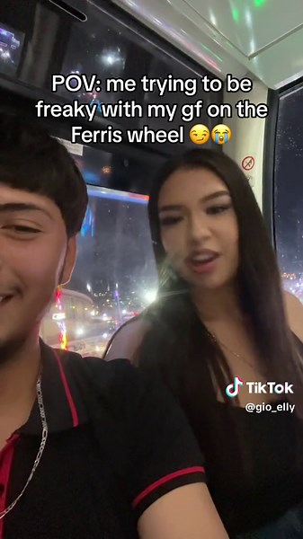 Freaky Moments on the Ferris Wheel with My Girlfriend