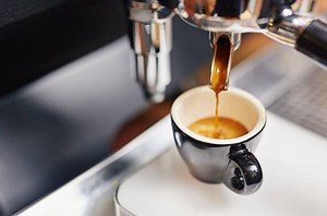 Bedste espressomaskine 2026? Overblik over eksterne tests, anmeldelser og research