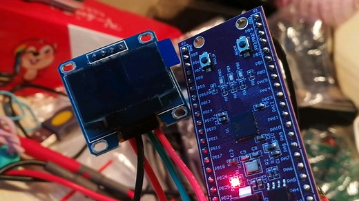 联盛德HLK W806开发板，I2C和SPI驱动0.96寸SSD1306，SSD1315 OLED对比