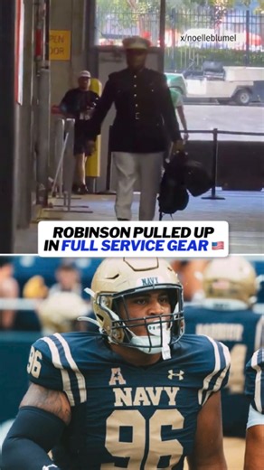 #Bengals rookie DT and Navy alum Landon Robinson showed up rocking his full Service Dress uniform! 🇺🇸