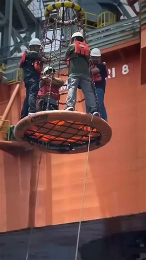 #creatorsearchinsights #SailorLife #ShipLife #OceanVibes #SeaLife