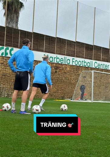 Försäsongsträning med Malmö FF: Utrusta dig med merch