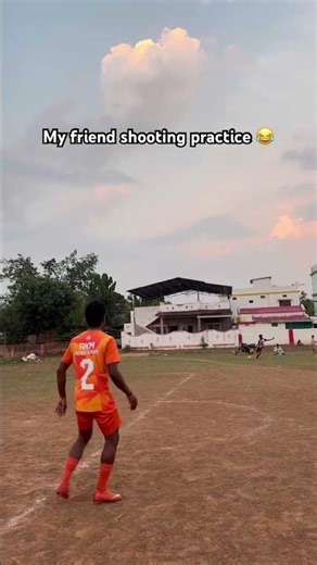 My friend shooting practice 😂 #footballshorts