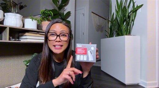 🌿 A Smarter Way to Track | BaldrTherm Solar Bluetooth Thermo-Hygrometer See how uses Solar-Powered Bluetooth Thermo-Hygrometer to monitor temperature and humidity for plant care — keeping growing conditions stable and stress-free. 🌱 In this video, you’ll see how it connects to the HomGar App, tracks real-time climate data, and sends instant alerts when temperature or humidity goes outside your preset range — so your plants stay protected even when you’re away. ✨ Why It’s Perfect for Plant Grow