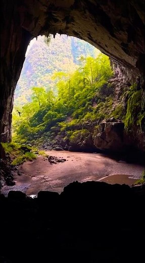 Son Doong Cave, the Largest Cave in the World #Vietnam #largestcave #nature #facts #explore #travel