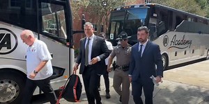 VIDEO: Watch Miami Hurricanes arrive at The Swamp Sat. afternoon ... plus how to watch, start time, game notes & more