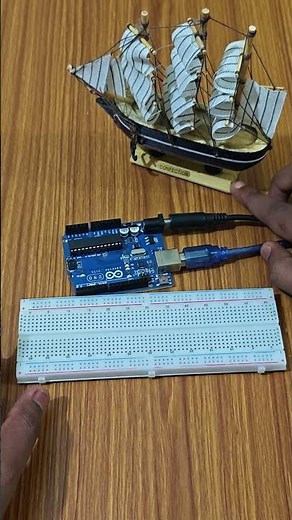 Breadboard Explanation | Basics for Beginners | IoT Tutorials for Beginners | CodeWith_IoT_Amar