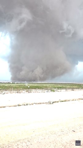 Huge twister barrels through West Texas