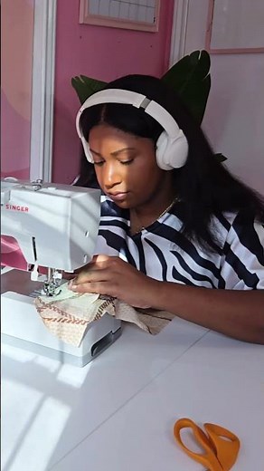 Sew With Me ❤️🪡 #sewing #beginnersewing #tutorial #midsize #plussize #memadewardrobe #learntosew