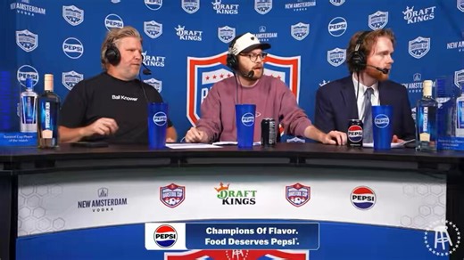Chef Donny delivering food to the booth is winning everyone over. @Pepsi #PepsiPartner #SoccerDeservesPepsi