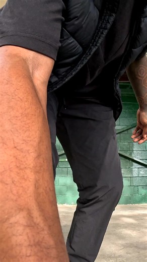 No Hands Challenge: A Creative Twist