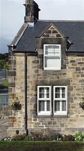 POV: You found the perfect sliding sash windows 🏠