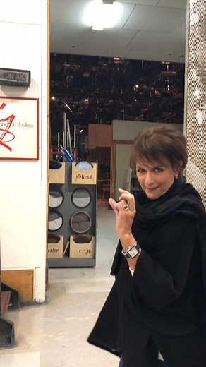 Let’s welcome CBS alumni Colleen Zenk to the Y&R family! 🌎😏 | The Young and the Restless