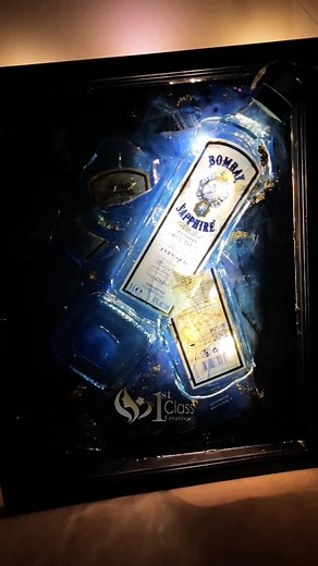 හදාගන්න ඕන අය බෝතලේකුත් අරම් වට්ස් ඇප් එන්නකෝ 🙈 #1stclasscreative #resinbottleart #1stclass #resindateframe #epoxy #resin #resindateframe