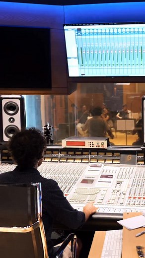 Estoy muy agradecido por el lanzamiento de este sencillo Ya lo sé que tú te vas del maestro Juan Gabriel y por toda la pasión del equipo y los músicos involucrados. 💫🇲🇽♥️ @ildivo @hetgrenci #juangabriel #sencillo #mexicano #musicamexicana #popmusıc #ildivo #mexico #singer #cantante🎤 | Steven LaBrie