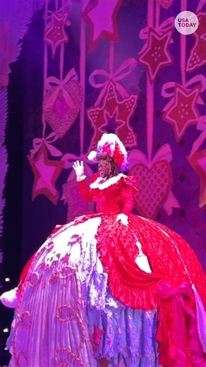 Foswhitt "Fozzy" Whittaker, a former NFL player and now ESPN analyst, made an unexpected return to the spotlight, taking center stage in a production of "The Nutcracker.” | USA TODAY