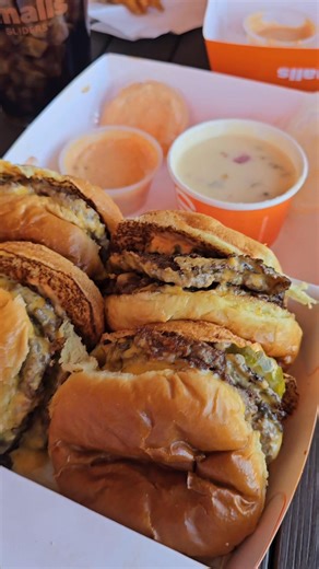 Small Sliders, Fort Walton Beach, Florida We just slid thru the new Smalls Sliders in Fort Walton Beach and it is fantastic! Make sure to get the queso! Hello yum! Dip your burger and fries in the queso for yummy goodness. Try the Biggie Small Burgers for double the meat and cheese goodness. 📌 822 Beal Pkwy, Fort Walton Beach, FL 32547 #smallsliders #fortwaltonbeach #floridagulfcoast #destin #destinflorida | Gulf Coast Journeys