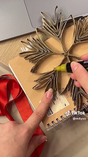 DIY Snowflake Craft: Winter Home Decor Gift Ideas