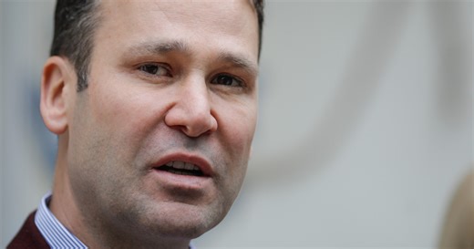 Robert Negoiță, suspect într-un dosar privind o autorizație de construire: E vorba de niște case