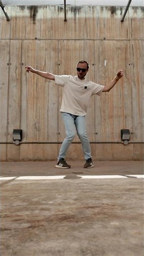 Hip Hop FootWork Moves #tutorial #dance #cwalk