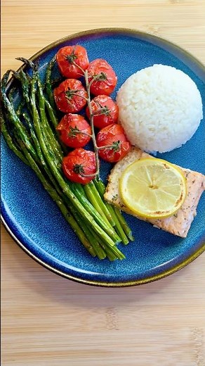Easy salmon with asparagus ❤️