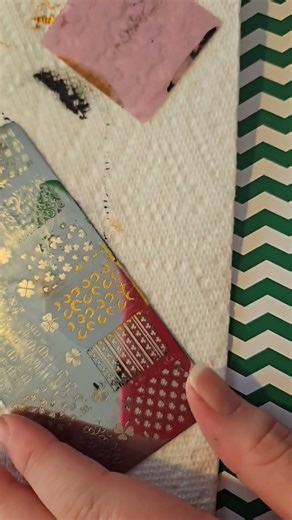 Simple stamped horse shoe St. Patrick's nails