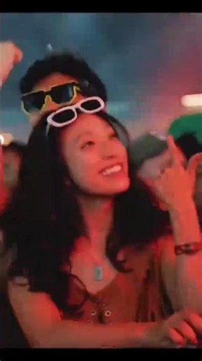 ​Female DJ Unleashes Insane Underground Techno Drops 🖤🔊 #viralvideo #shortsfeed